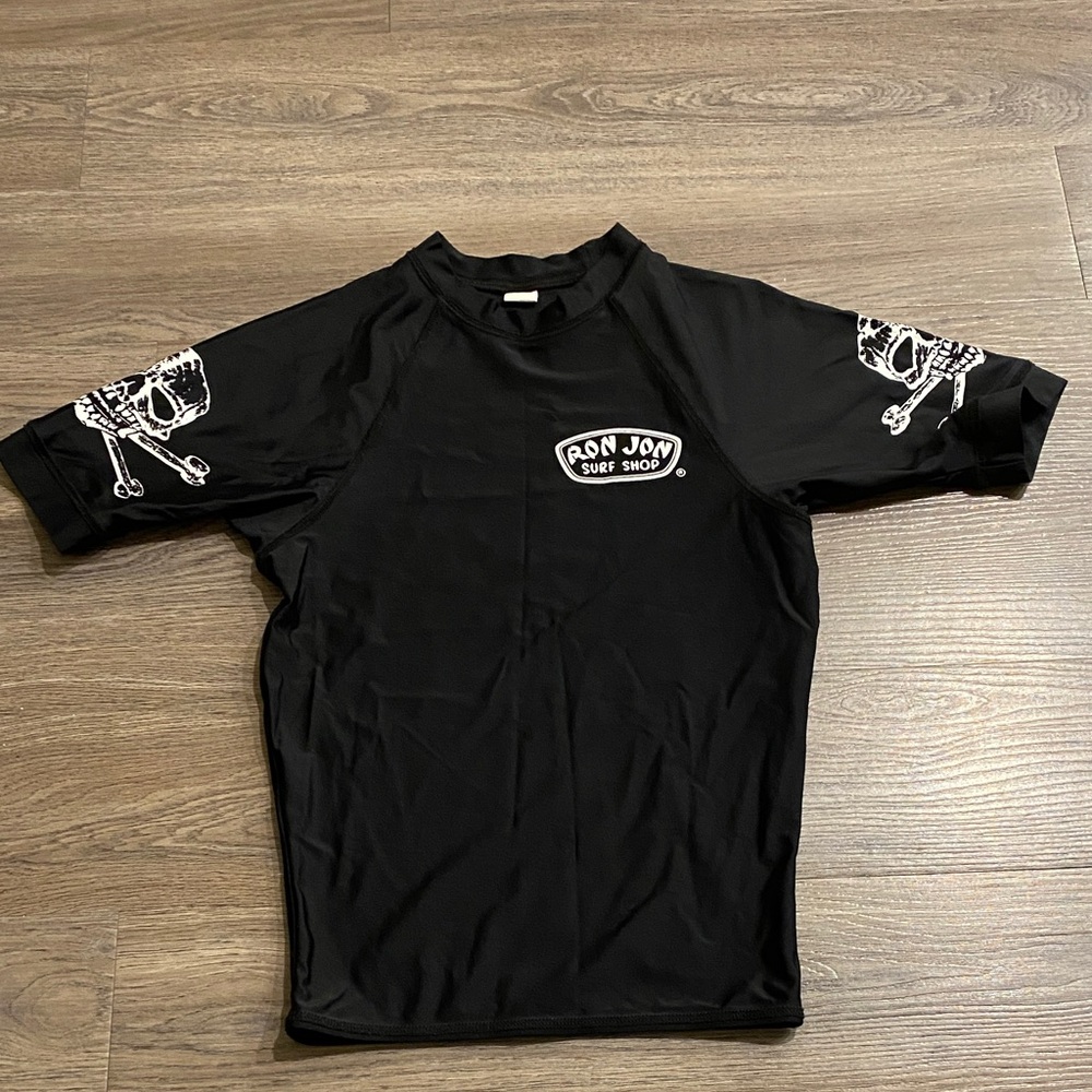 Ron Jon’s Black Men's Swim Shirt